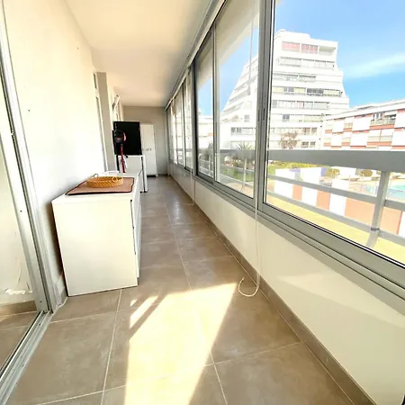 Renove Pour 5 Personnes - Avec Piscine Et Parking - Motte