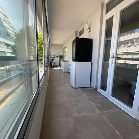 Renove Pour 5 Personnes - Avec Piscine Et Parking - Motte La Grande-Motte