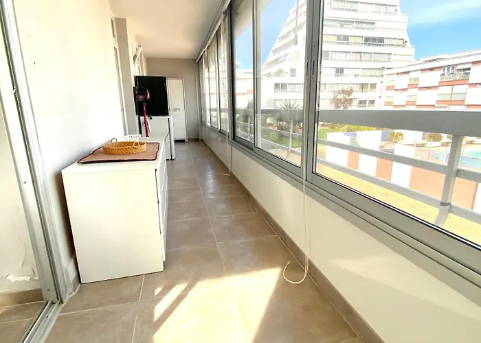 Rénové Pour 5 Personnes – Résidence Avec Piscine Et Parking – Motte